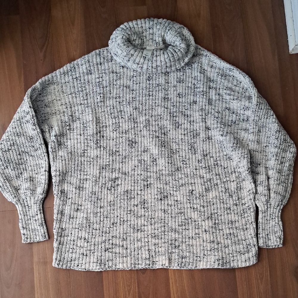 Aerie Speckled Gray Turtleneck Sweater